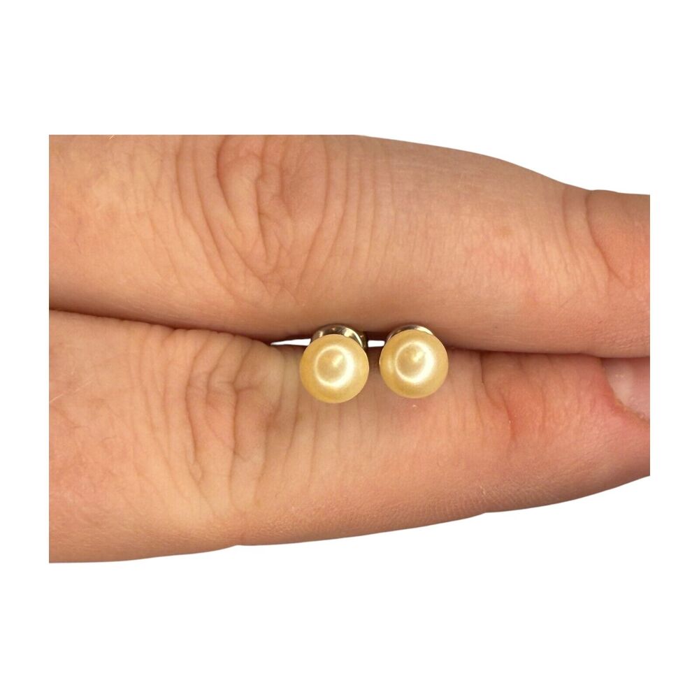 Vintage Silver-Tone Round Faux Pearl Stud Earrings Post Style Women's Jewelry - Picture 6 of 6